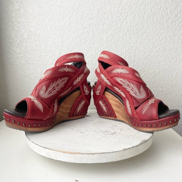 Lane Boots LEXINGTON Womens Red Wedges 9.5 Western Sandals Cowgirl Wooden Heels - Picture 7 of 11